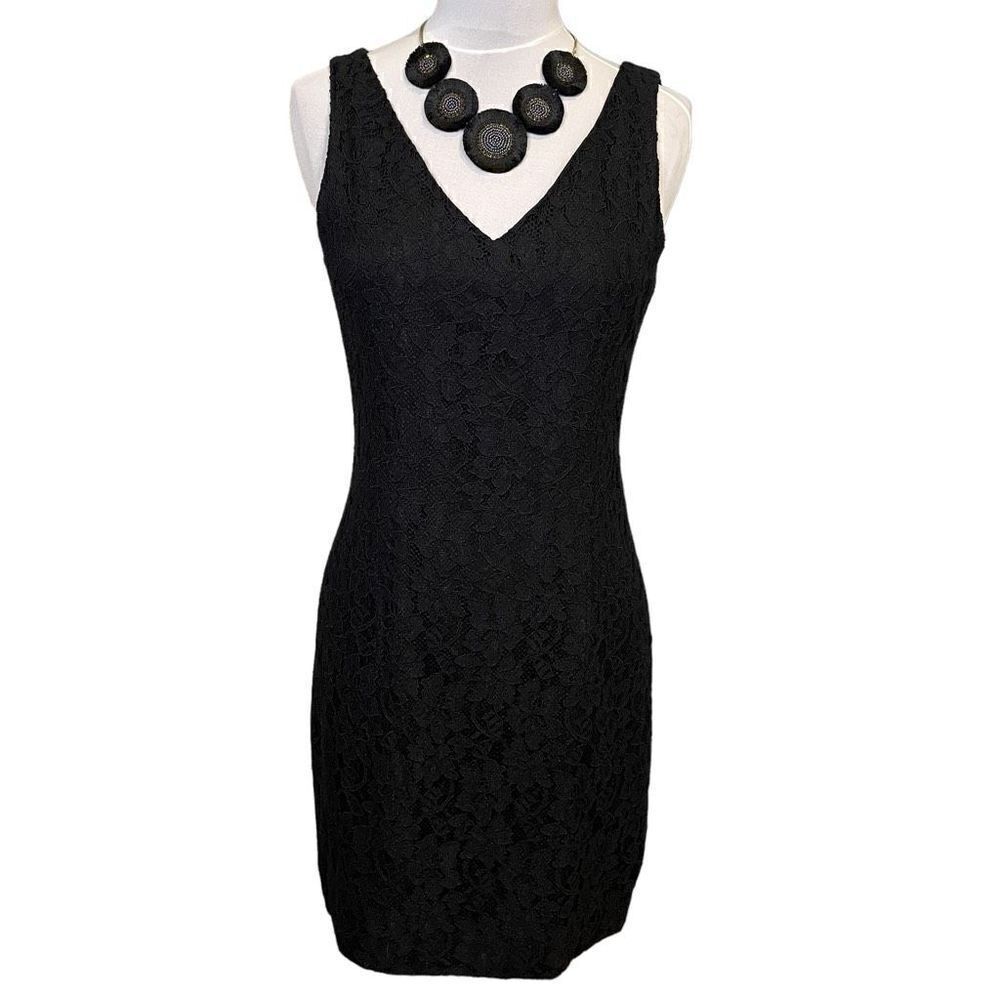 Theory Lace Little Black Dress Fitted Size 4 V Neck Sleeveless